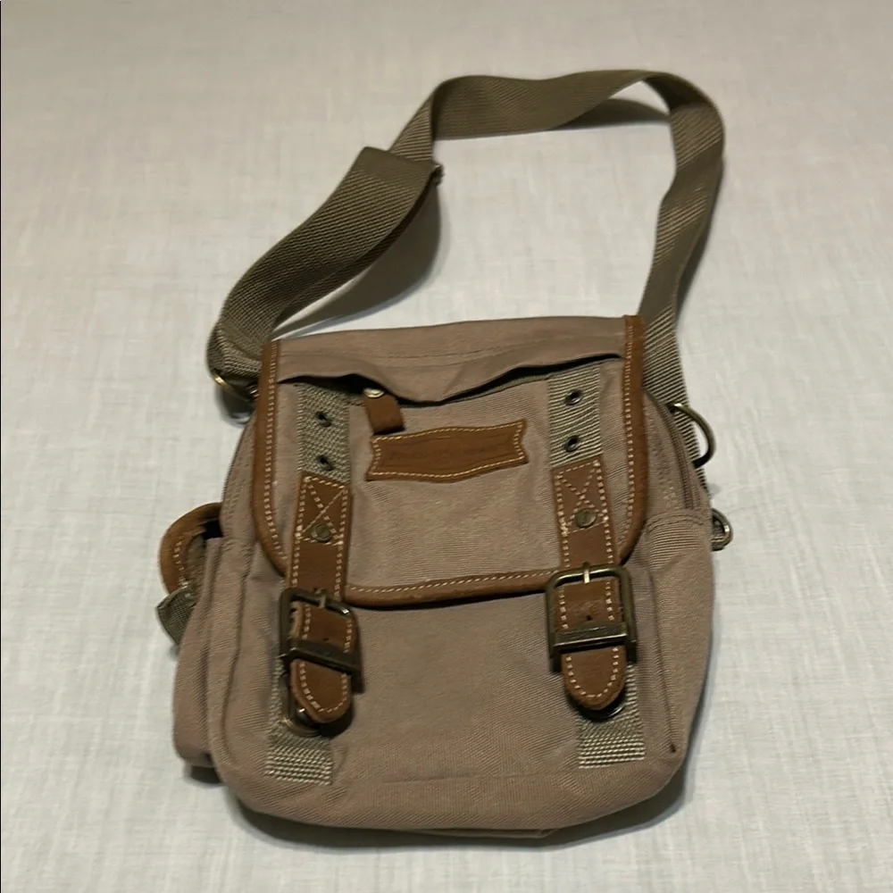 Field and Stream Men's Tan Canvas Crossbody Bag
